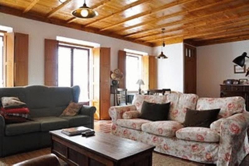 Casa Adega Do Mosteiro - Turismo Rural カルダス・ダ・ライーニャ エクステリア 写真